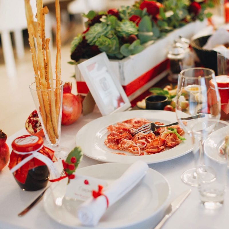 restaurant-GLDWM3U-e1656478512915.jpg